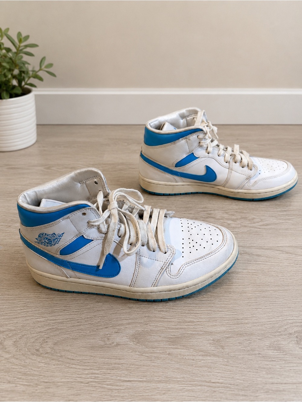 Air Jordan 1 Mid White University Blue Unisex Sneakers Womens 9.5 Mens 8 Nike